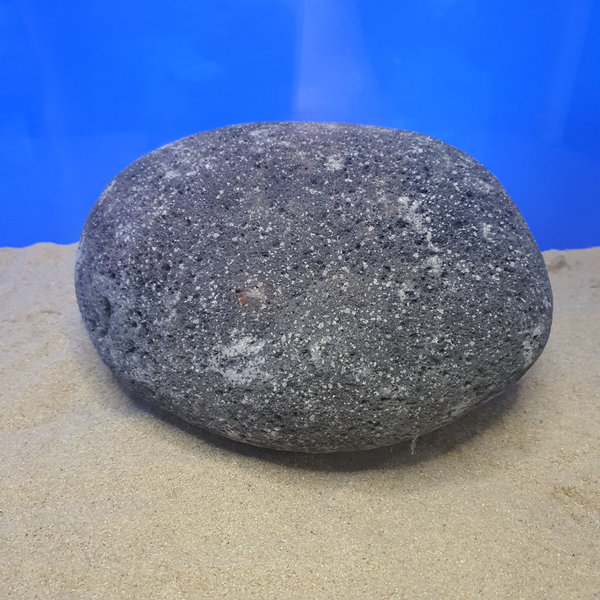 Black Pebble 15-23cm